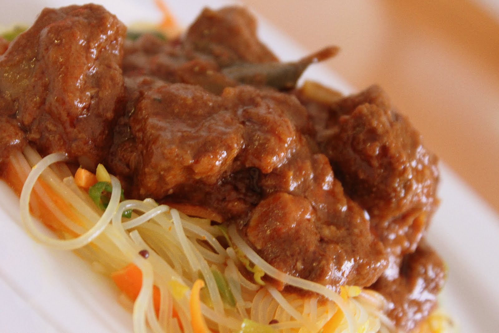 Slow simmered spicy lamb curry