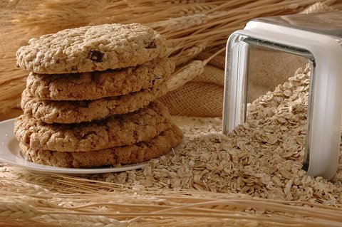 [dreamstime_ChocChipCookies2780959.jpg]