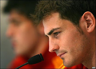 صور الحارس ايكر كاسياس Casillas+close+up+3