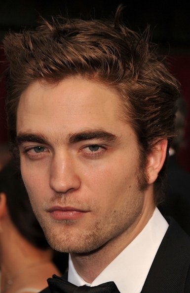 [RobAcademyAwards.jpg_595.jpg]