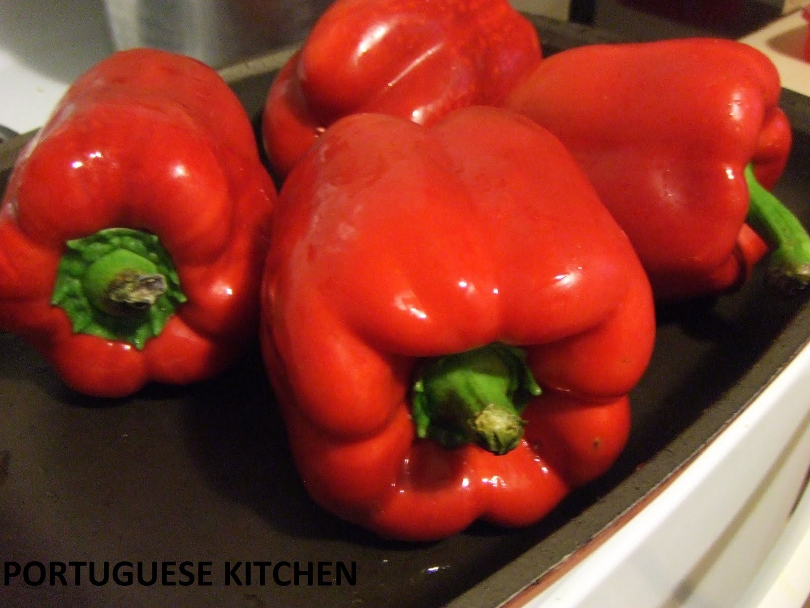 Portuguese Kitchen Red Capsicum Paste Massa de Pimentao