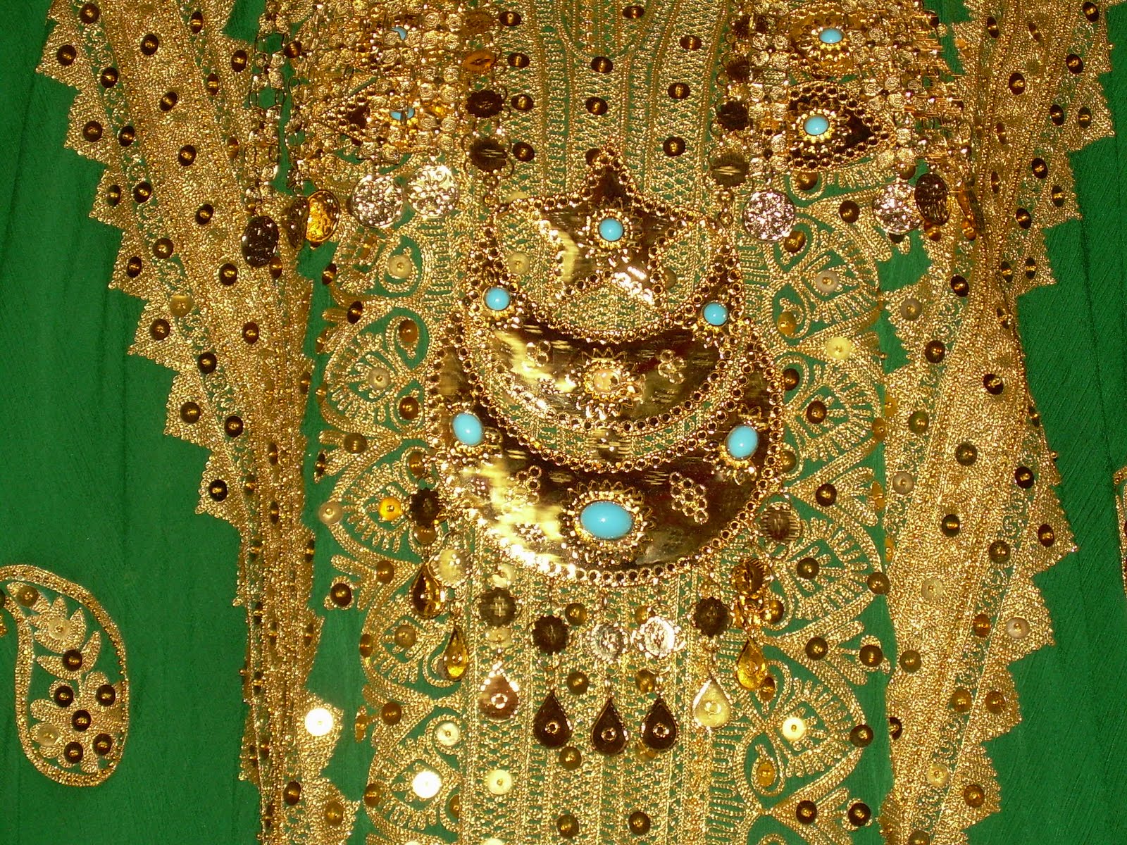 Costume History is fun! Brides of the Arab World Kuwait and Qatar