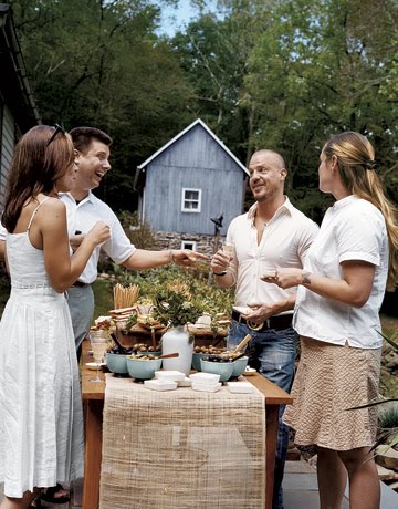 Home Entertaining the jewel box® home: casual cocktail party Home Entertaining the jewel box® home: casual cocktail party