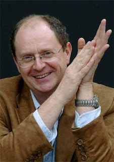 Fernando Marías gana el Primavera de Novela. EFE