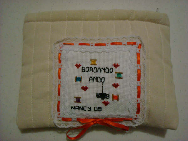 [Nancy+Bordando+Ando-Bolsa.JPG]