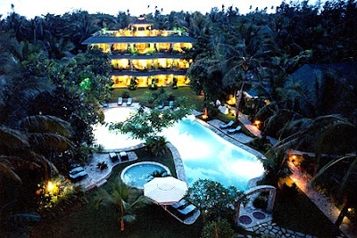 Paradise Garden Resort Hotel offers luxury and island romance adventures in Boracay