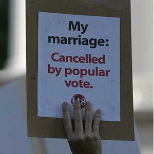 [Homofobia.jpg]