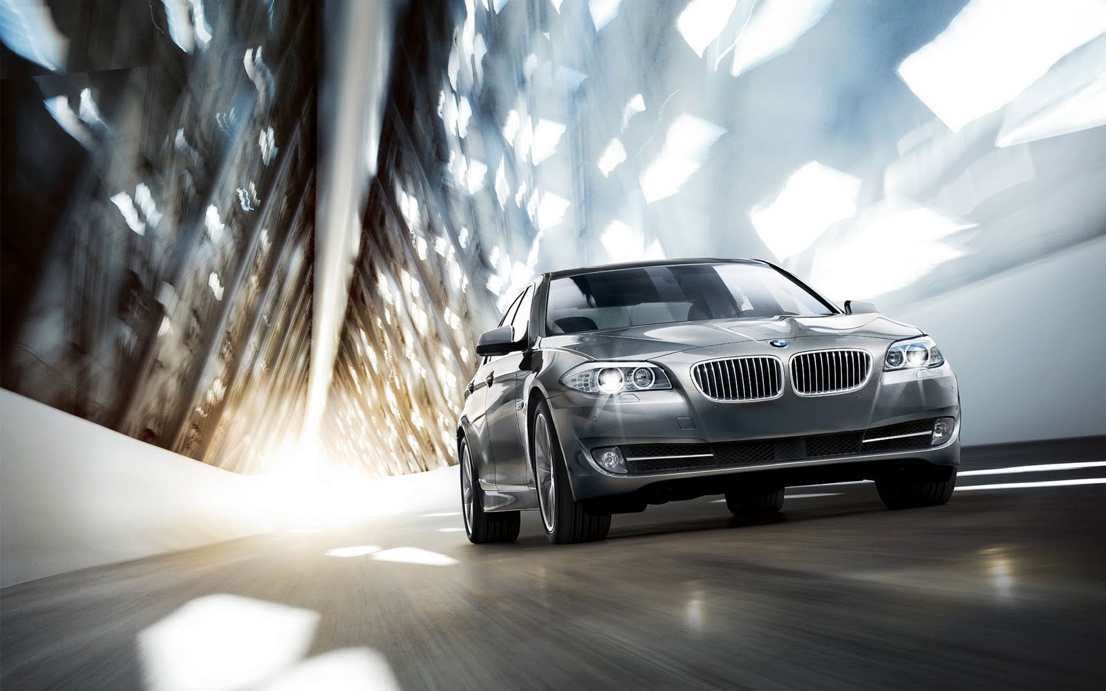 http://2.bp.blogspot.com/_D2F3G9vd2Es/TAvtBqva95I/AAAAAAAAB7o/1kVwRQpvIBY/s1600/new-bmw-5-Series-Sedan.jpg