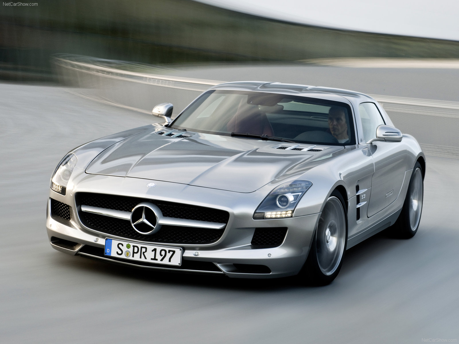 Mercedes Benz Sls Amg Stills And Photogallery