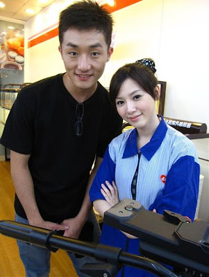 士林 萊爾富 正妹店員 視訊聊天 http://pcgirl.mmbox.com.tw