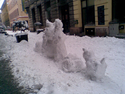 Budapest, snowman, VI. kerület, Hajós utca, blog, Magyarország, street art, hóember     