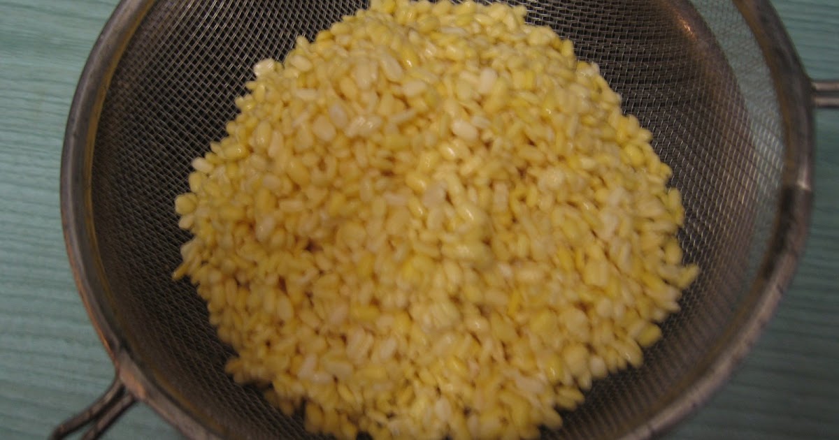 Chachi's Kitchen Split Mung Dal and Spinach Shaak