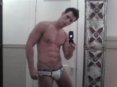 gaydreamblog gay hot twink self picture posing amateaur  muscle frat