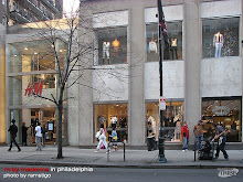 H&M @ 17th and Walnut