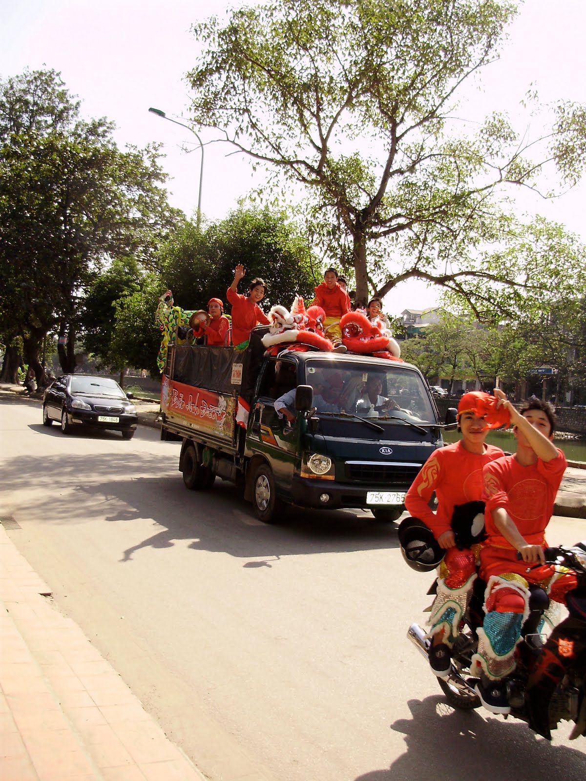 [PC100825.jpg]