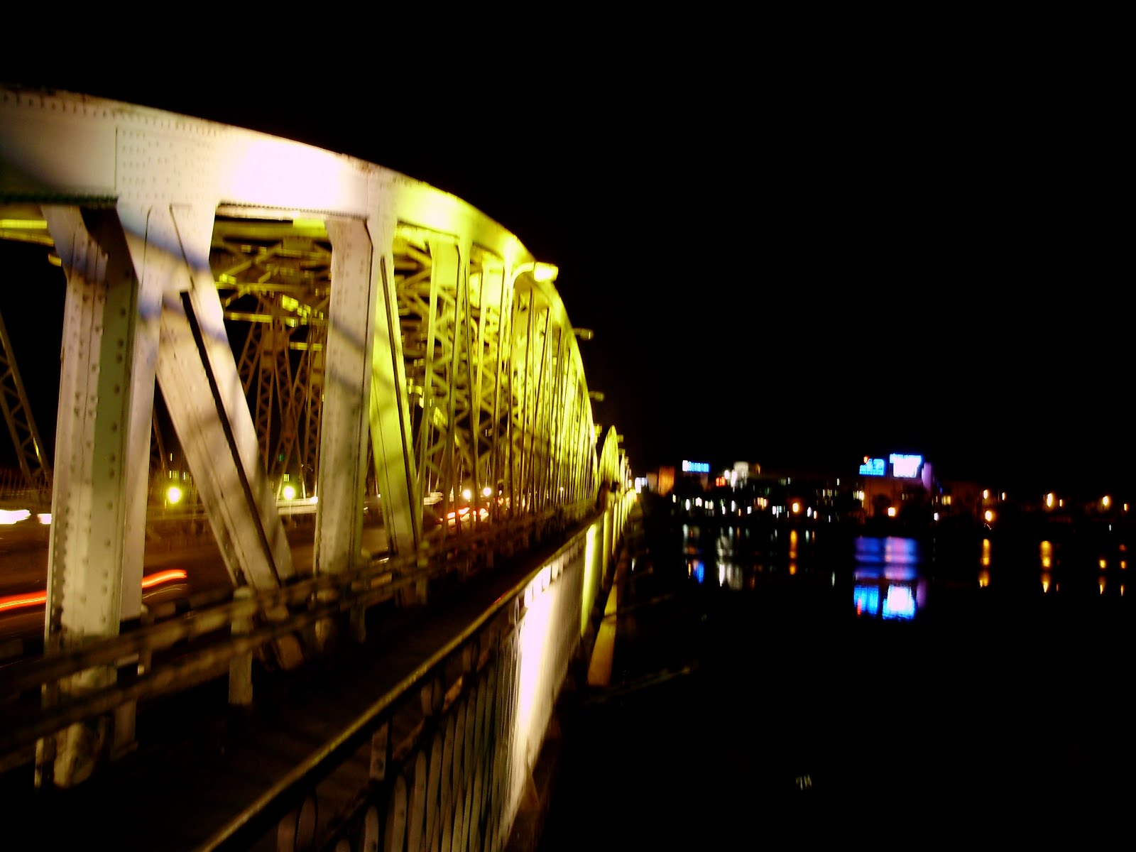 [PC090688.jpg]