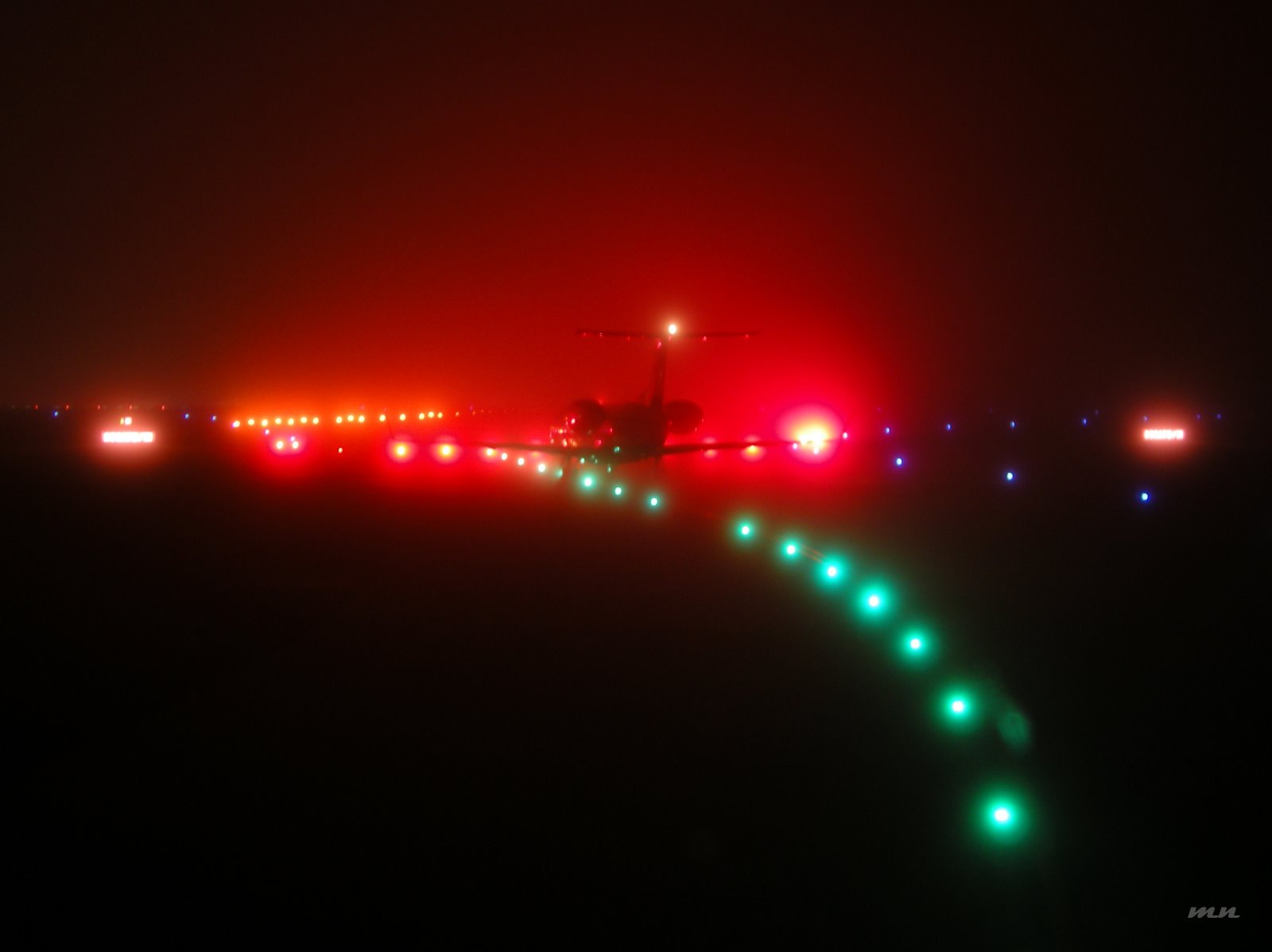 Airport Lighting/Thorn (Safegate) SafeLED Runway