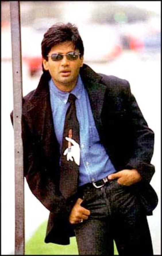 All Information of Bollywood Media: Sunil Shetty