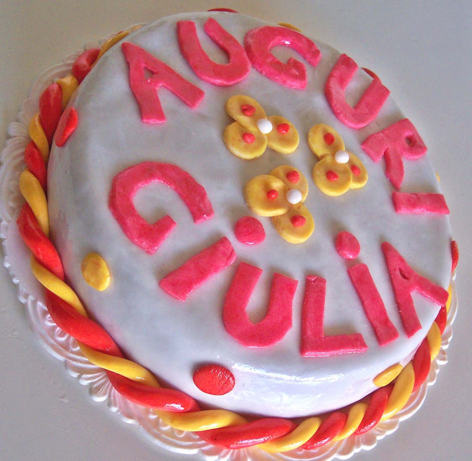 Torta Di Compleanno Decorata La Cassata Celiaca