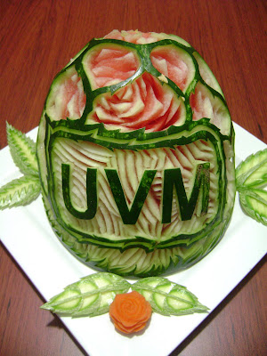 Colegio Thotal Gourmet: UVM: Arte mukimono en sandia. Por Thot Kinji
