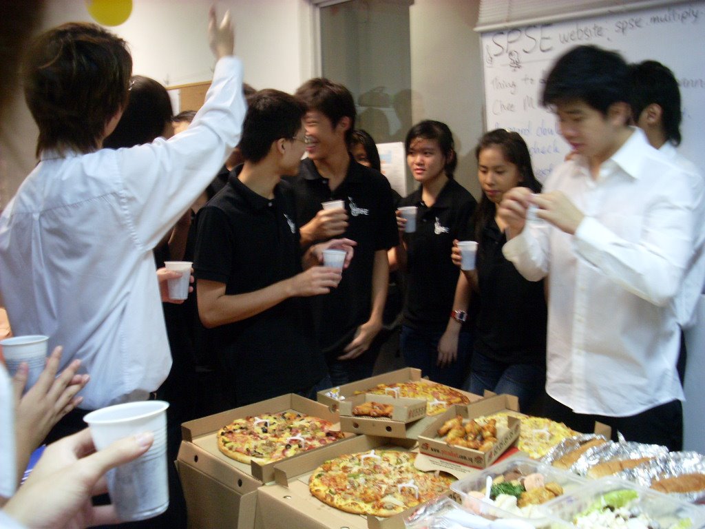 [SL371464.JPG]