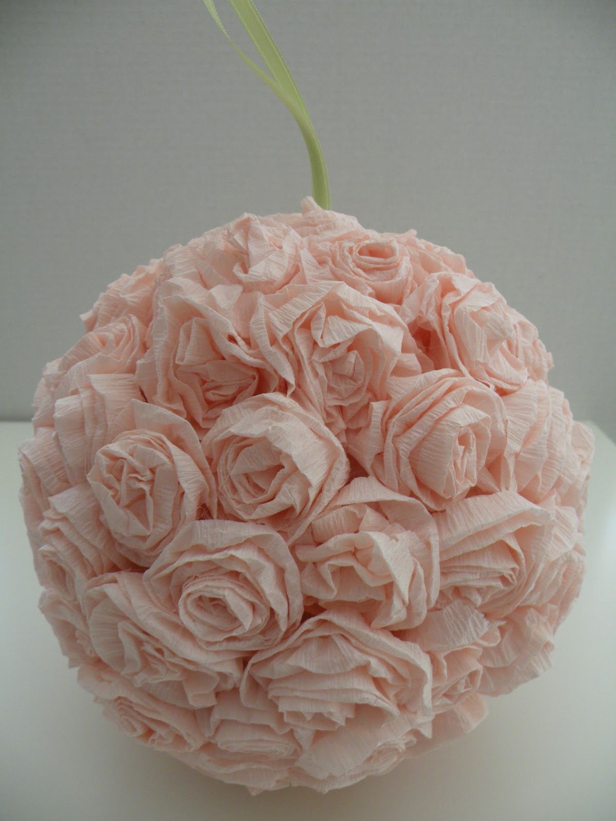 Heart, Hands, Home: Rose Kissing Ball Tutorial