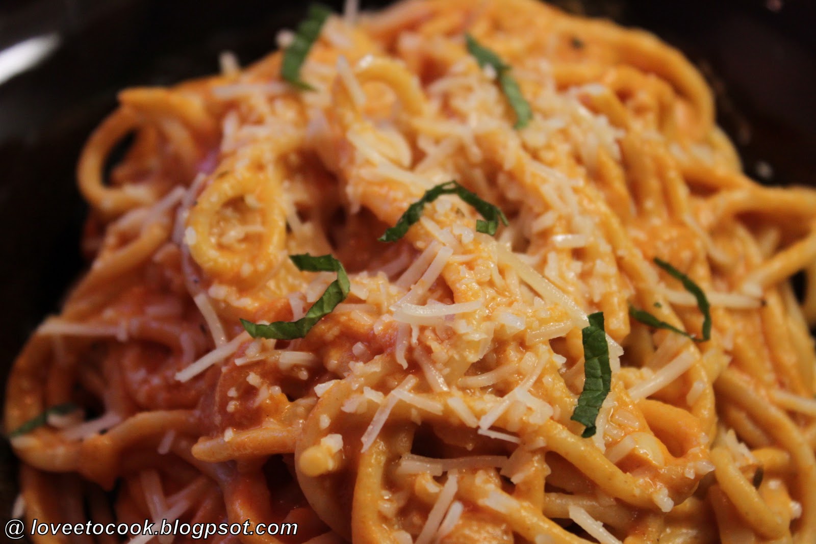 Love II Cook Spaghetti with Vodka Sauce