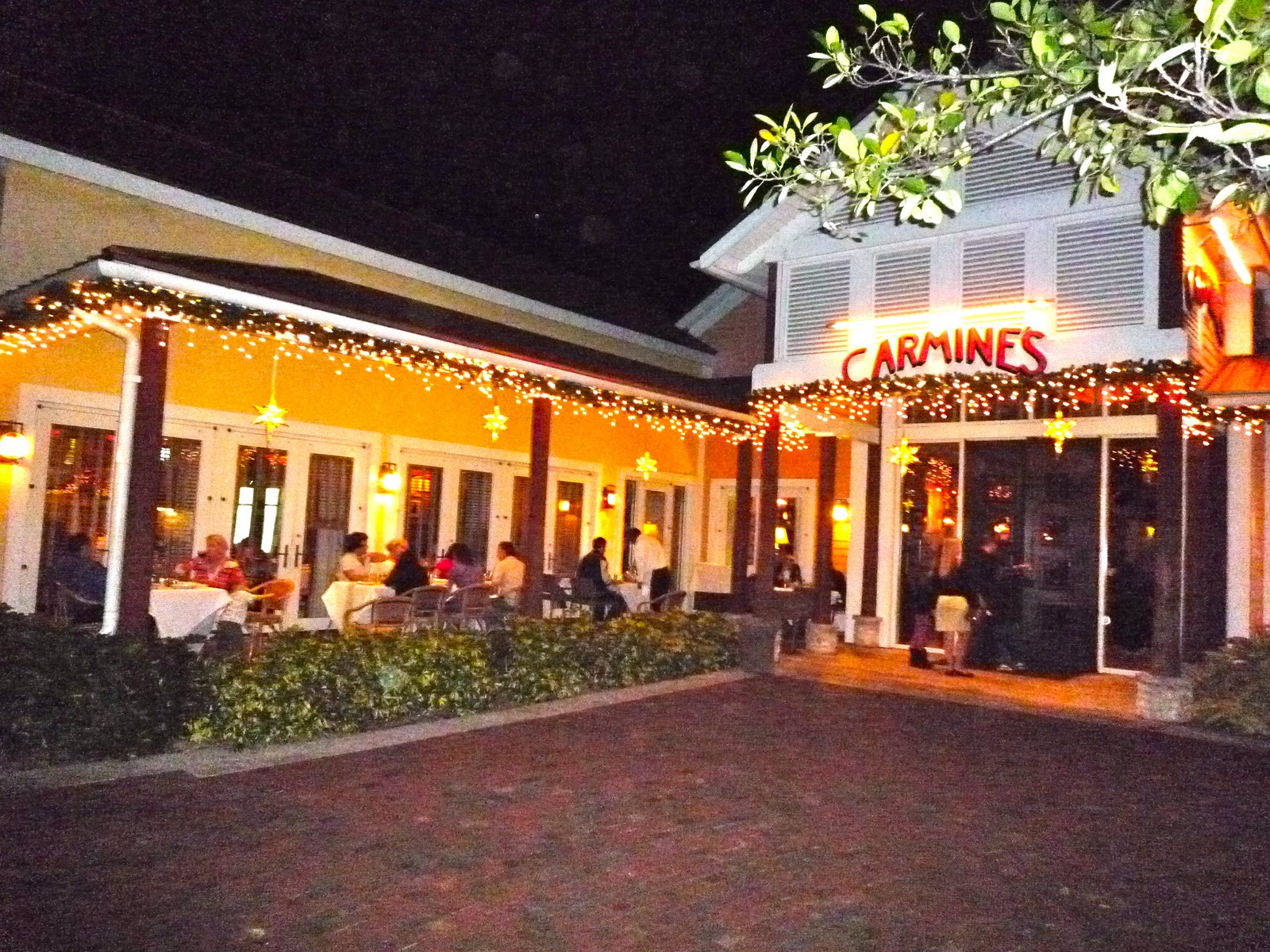 Nassau On a Plate Carmine's, Atlantis, Paradise Island