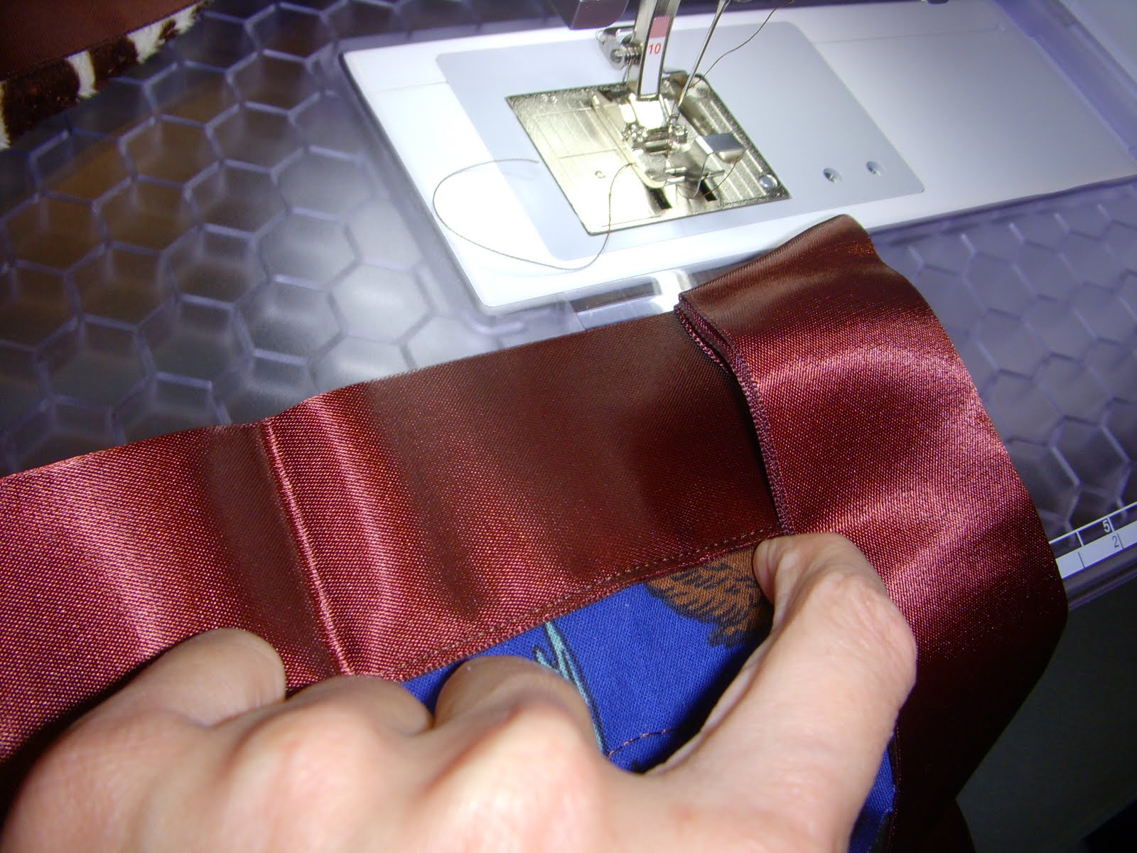 Seams Sew Creative Satin Blanket Binding