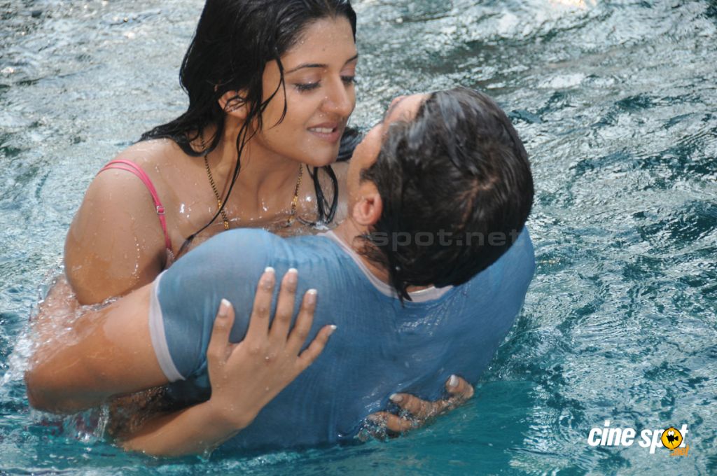 Vimala Raman Hot Sexy Bedroom Unseen Hot Spicy Swimming Bathing Sexy