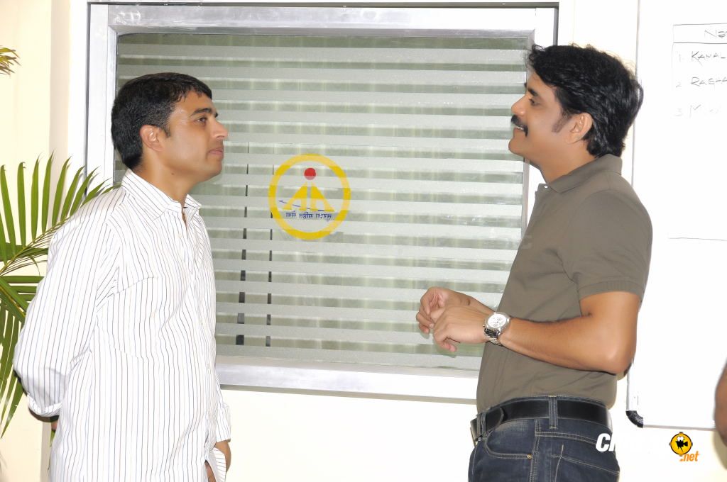 Gaganam telugu movie pics,