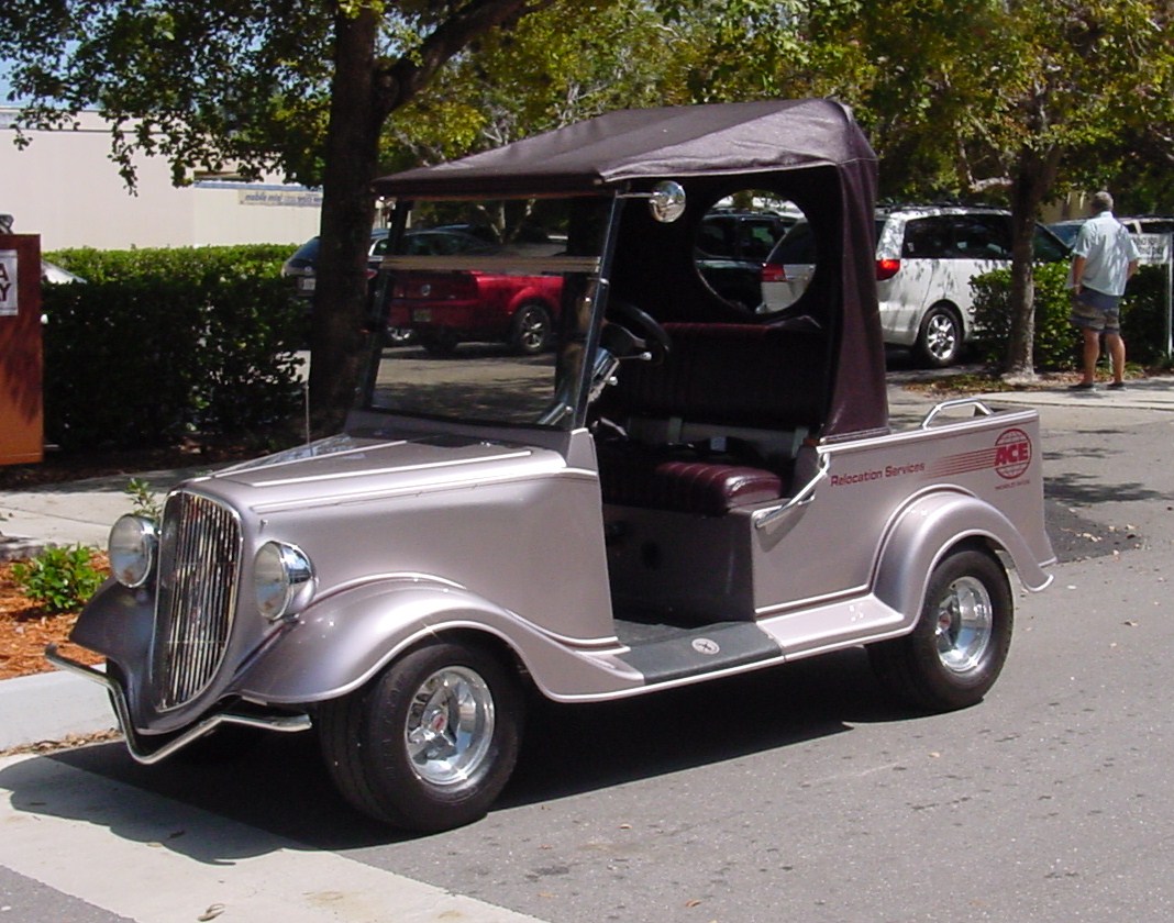 Rolls+Royce+Golf+Cart.JPG