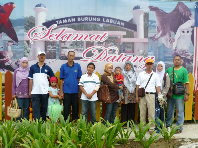 LOKASI : Taman Burung Labuan