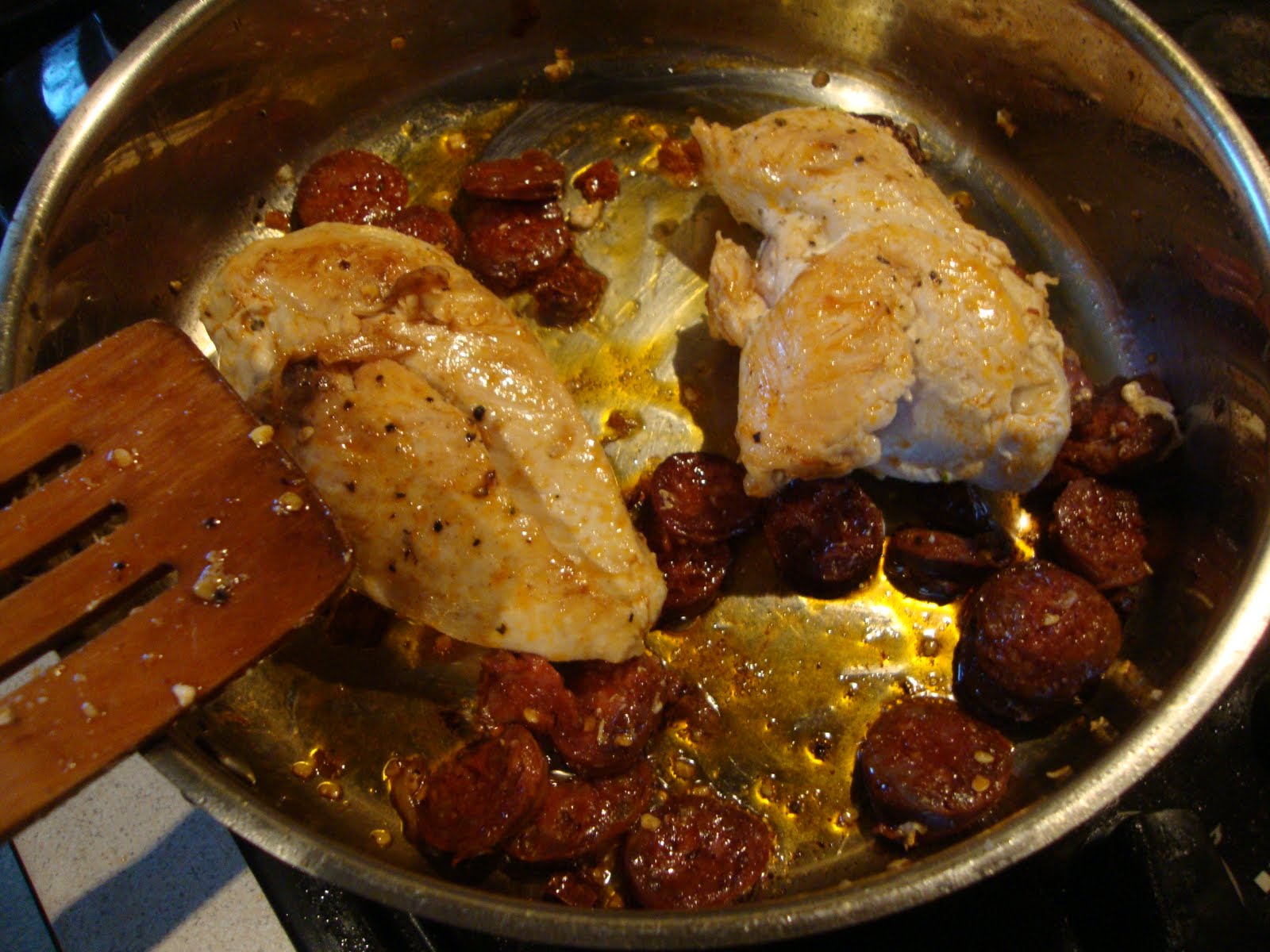 Eat Out Eat In Chicken with Chorizo, Courgettes and Butter Beans