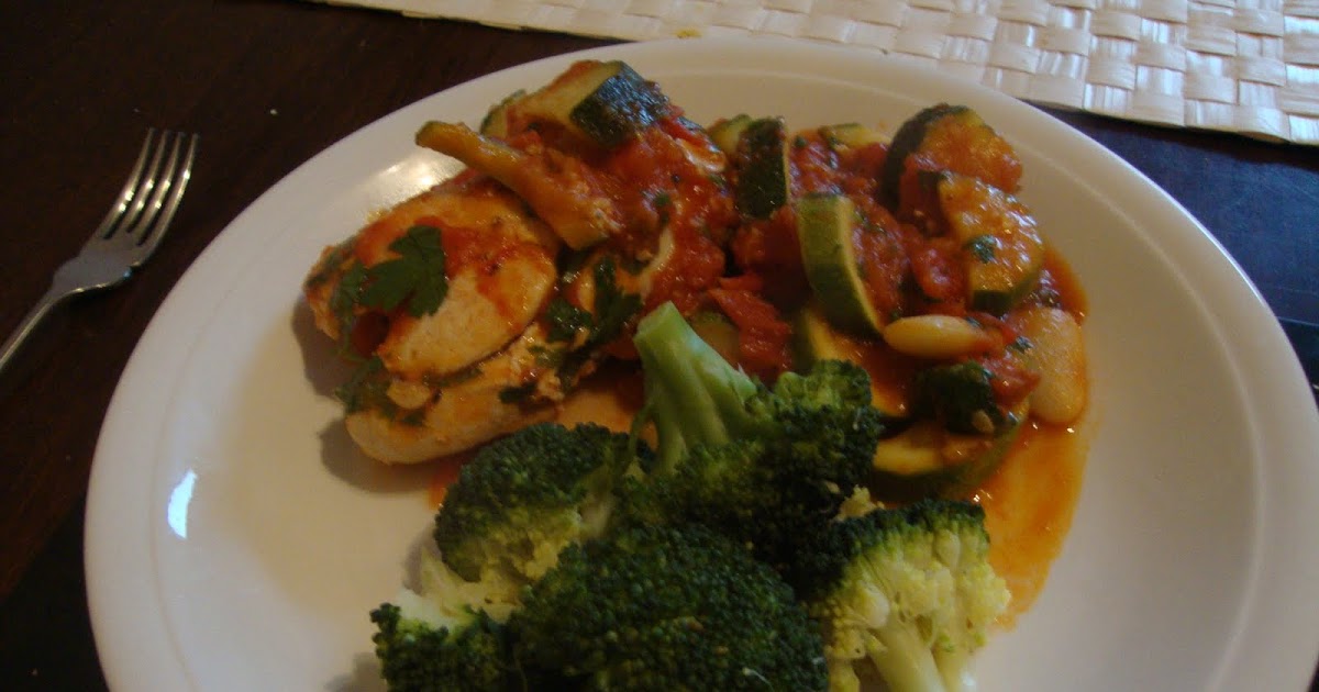 Eat Out Eat In Chicken with Chorizo, Courgettes and Butter Beans