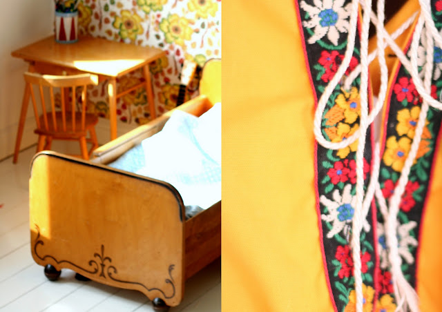 mera blommor. 2 a+pair324 mera blommor.