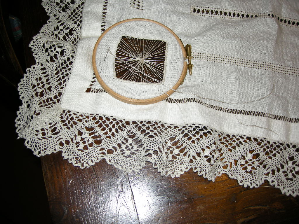 [scuola+ricamo3.JPG]