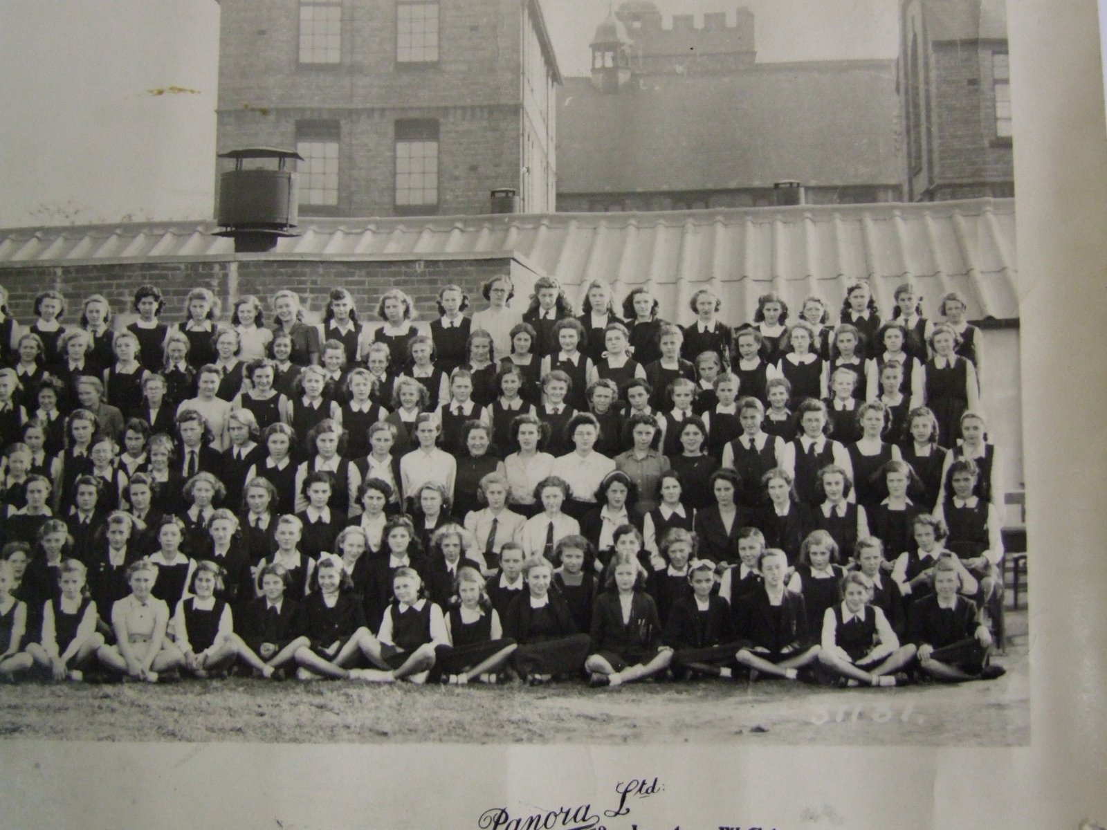 [ggs1947longphoto+1978.JPG]