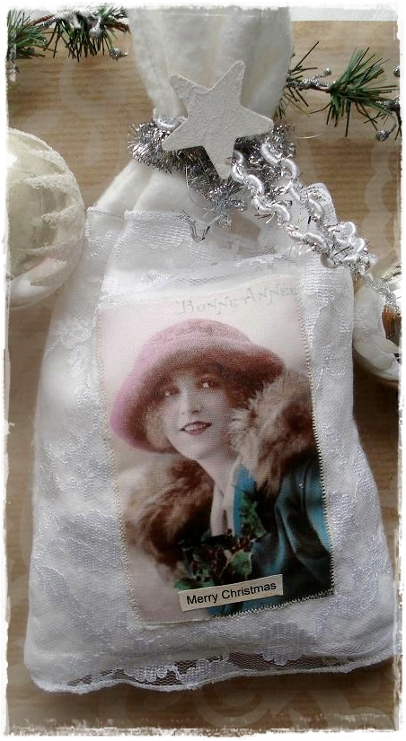 d rose christmas shoes 2017