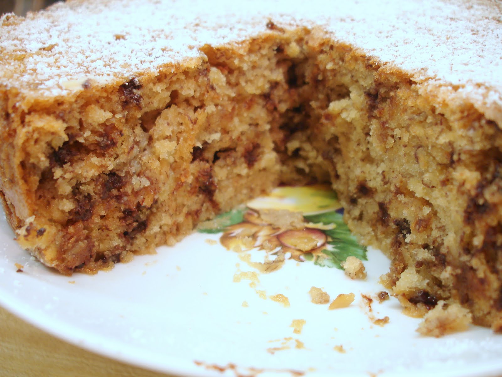 Sunshine Mom Slow Cooker Banana Chocolate Chip Cake