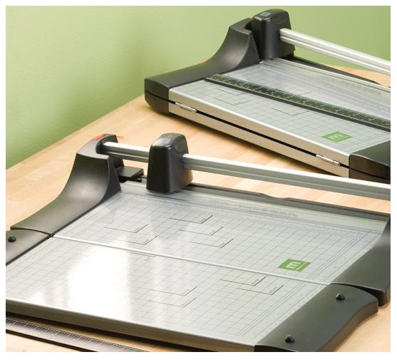 Studio B (UberArt) Product Review Making Memories Precision Paper Trimmer