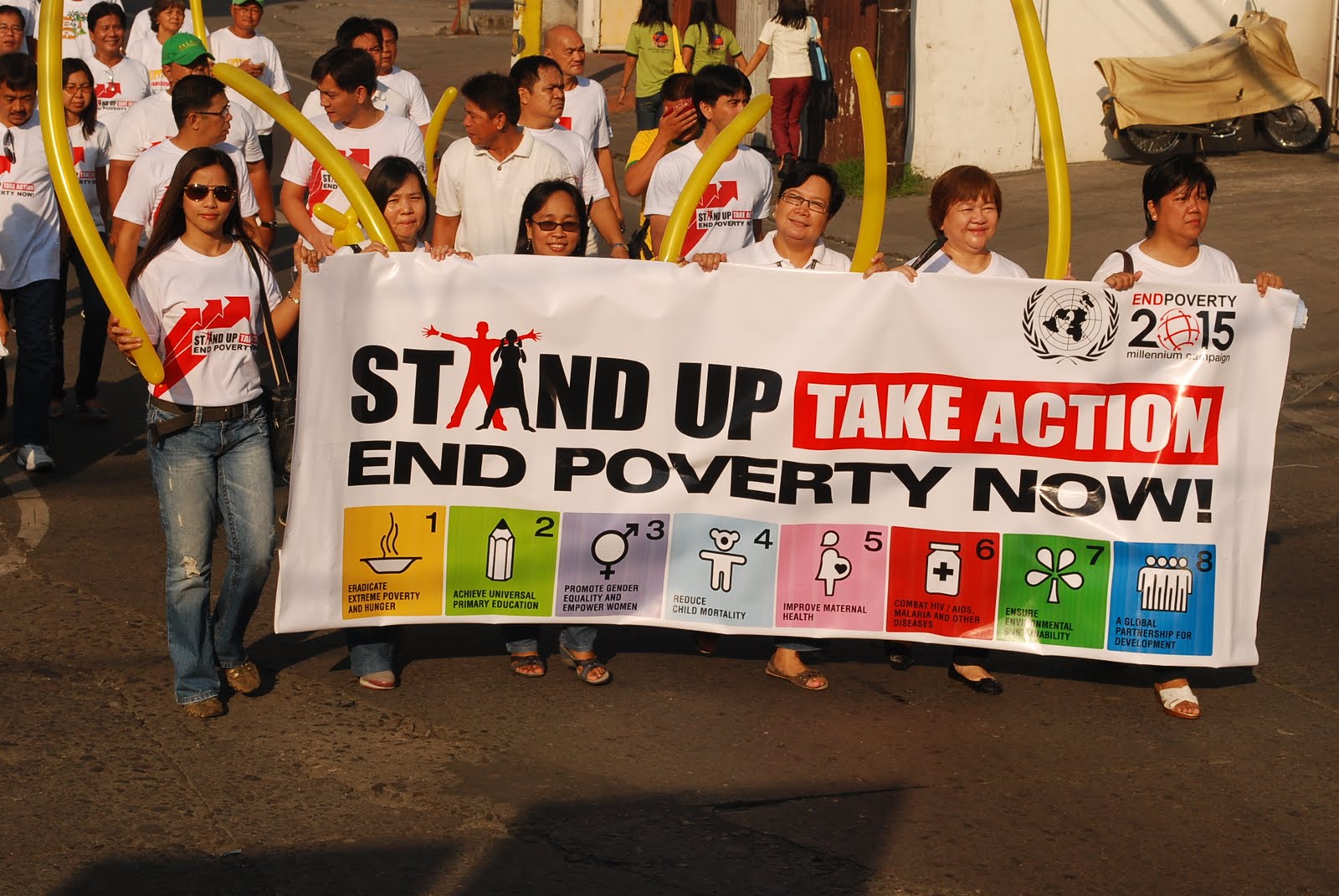 Documentarist Stand Up..Take Action..End Poverty Now!