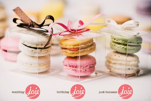 http://2.bp.blogspot.com/_E3nDcRCSOLE/TAgZI44AKmI/AAAAAAAAA94/pjEO6datwlU/s640/macaron+give+away.jpg