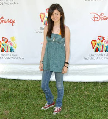 selena gomez pictures from wizards of waverly place. Wizards of Waverly Place,