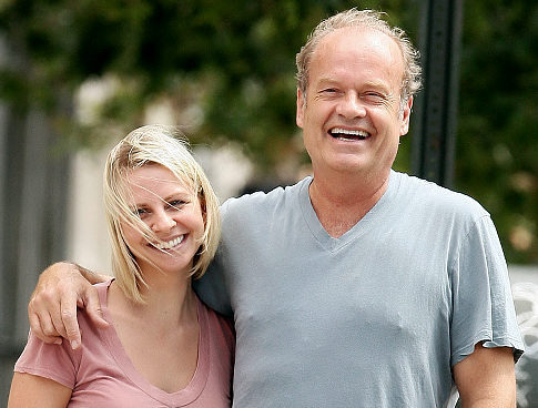 http://2.bp.blogspot.com/_E9NPoeLuzC4/TREFSVhN7hI/AAAAAAAAC9w/cjMaGDJO_Fw/s1600/kelsey-grammer-kayte-walsh.jpg