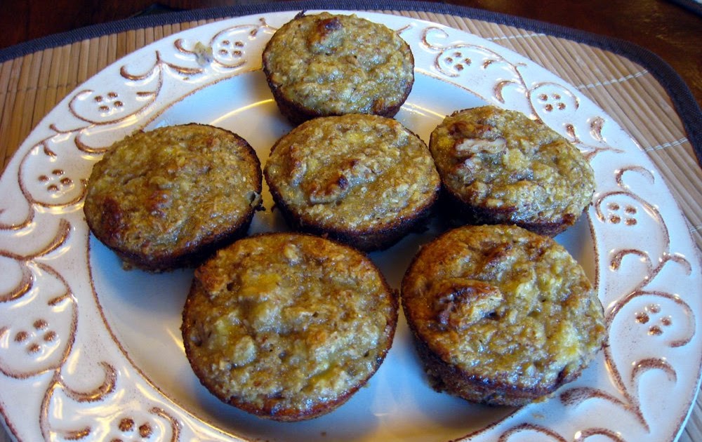 PaleoZone Chelsea's Paleo BananaNut Muffins