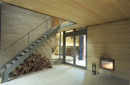 [05_ihlow_treppe_eingang.jpg]