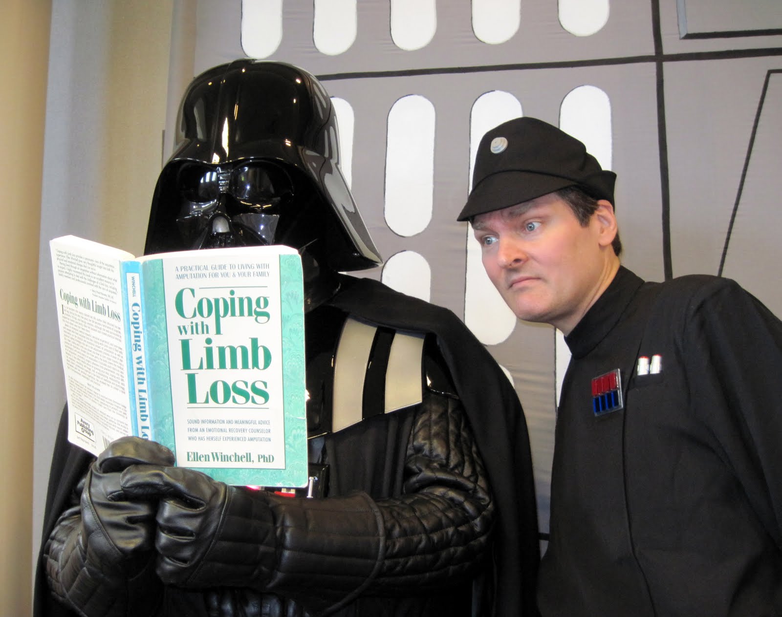 Darth Vader's Spare Time Thread - Page 9 Vader+reading