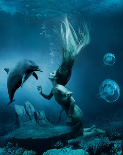 Девушка и дельфин