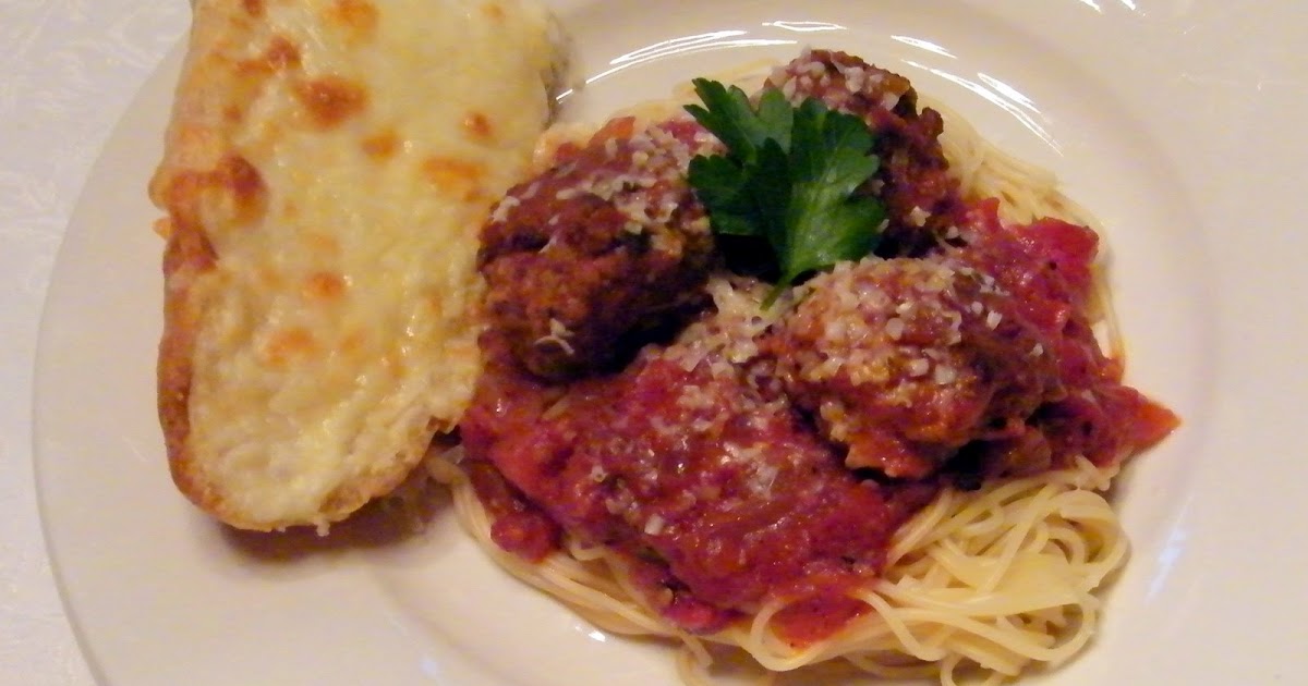 Candy Girl Barefoot Bloggers Real Meatballs & Spaghetti